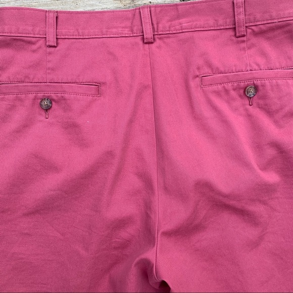 Jos. A Bank Traveler Shorts Manufacture lists Size as 34W. - Picture 4 of 4